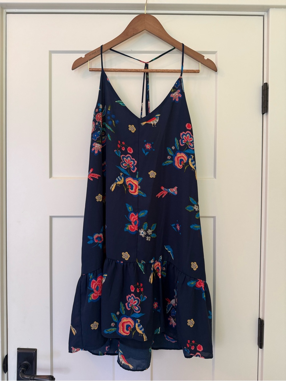 AQUA
Bloomingdale's Exclusive Navy Blue
Floral Print Ruffled Dress Size L